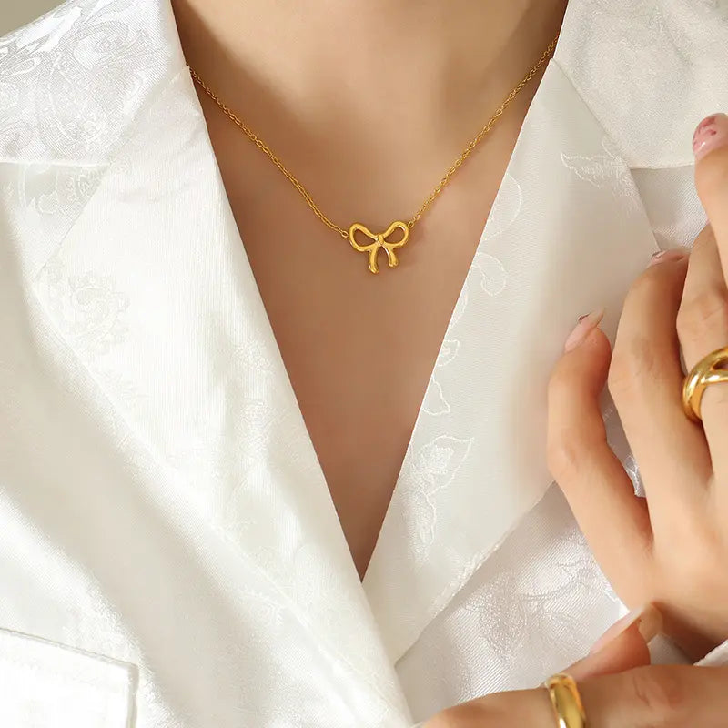 Elegant Bow Pendant Necklace..