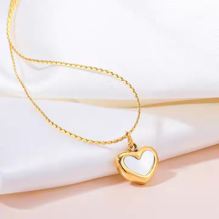 Mother of Pearl Heart Pendant Necklace